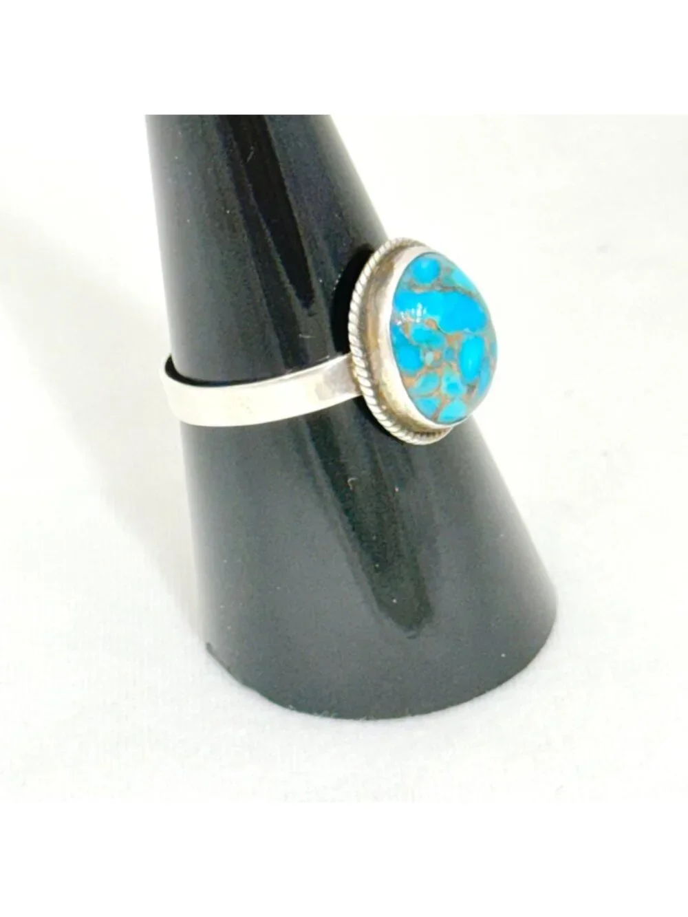Sterling Silver Mojave Oval Blue Turquoise Ring Size 9  Kingman Mine Stamped 925